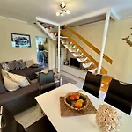 Evelyn Appartement *
